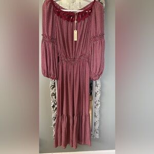 Chic Burgundy Long Sleeve Dress